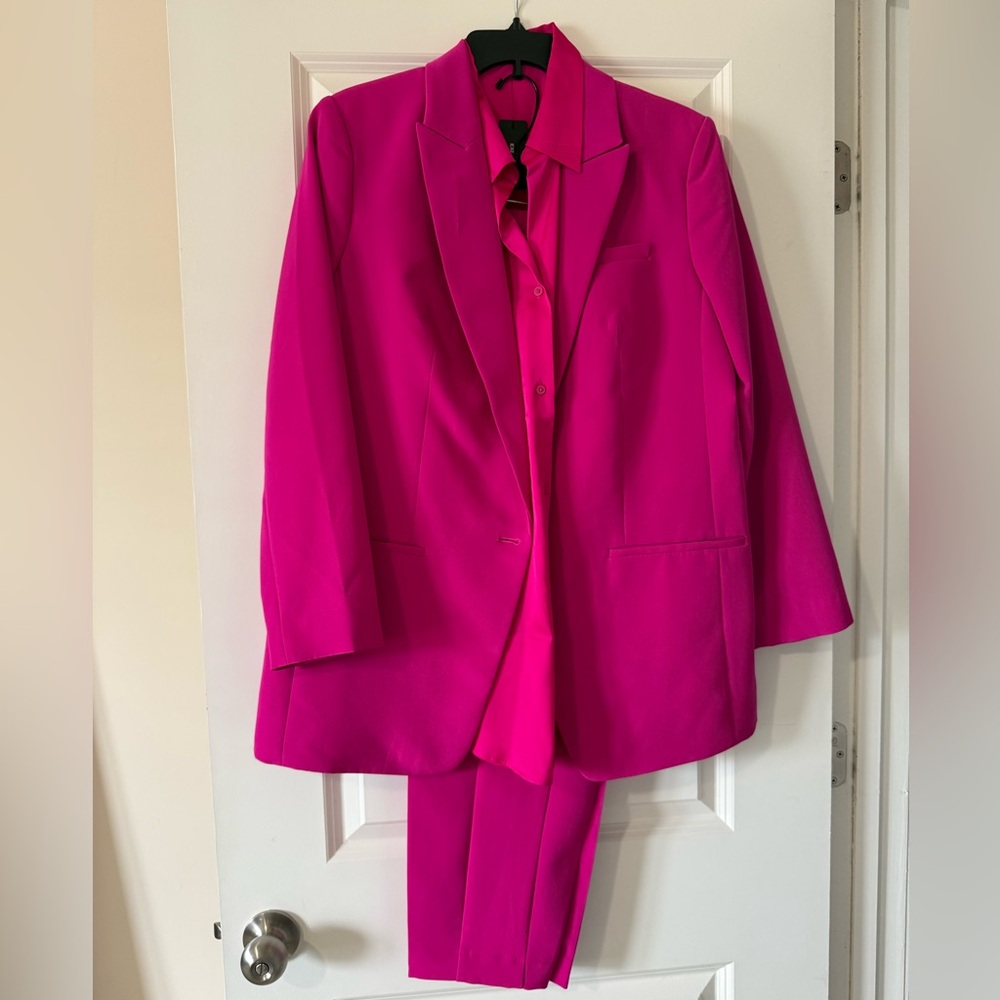 Express Fuchsia Pantsuit-  FREE SHIPPING - Picture 3 of 14